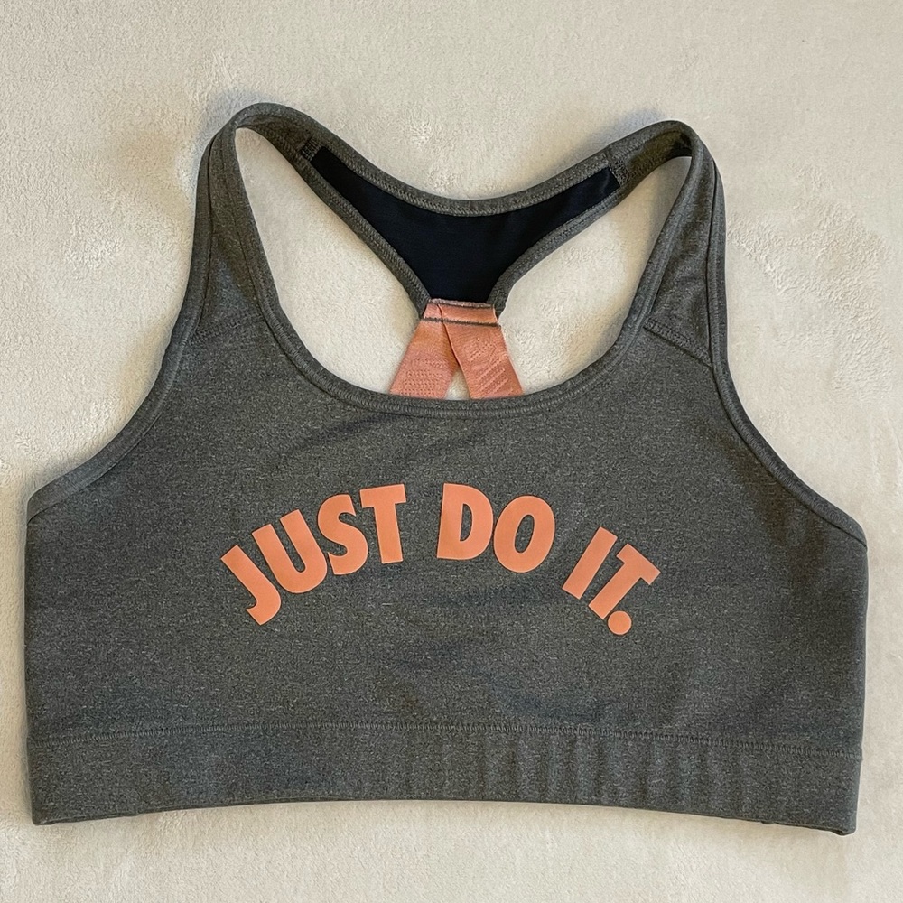Nike Women Victory Support Bra - BQ5833 - Gray 092 - Size Large - EUC